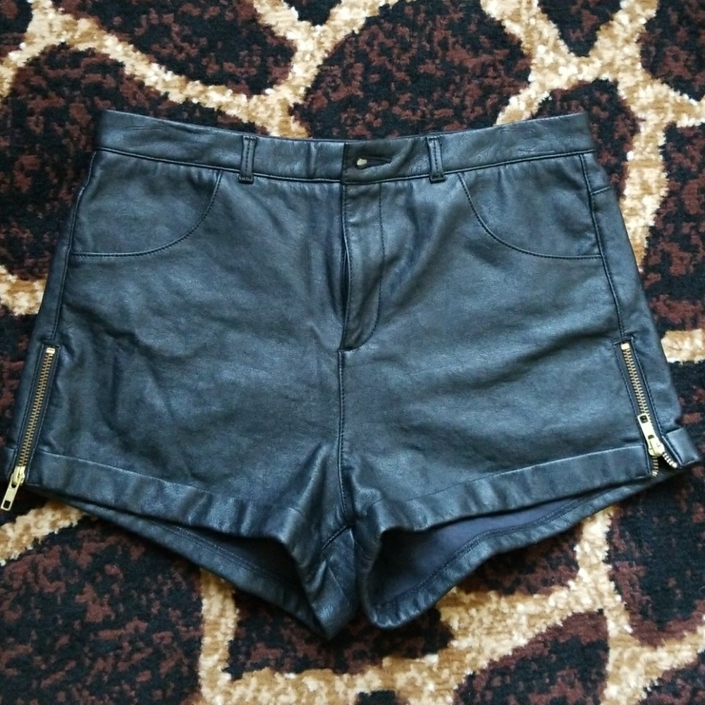 Top Shop Leather shorts